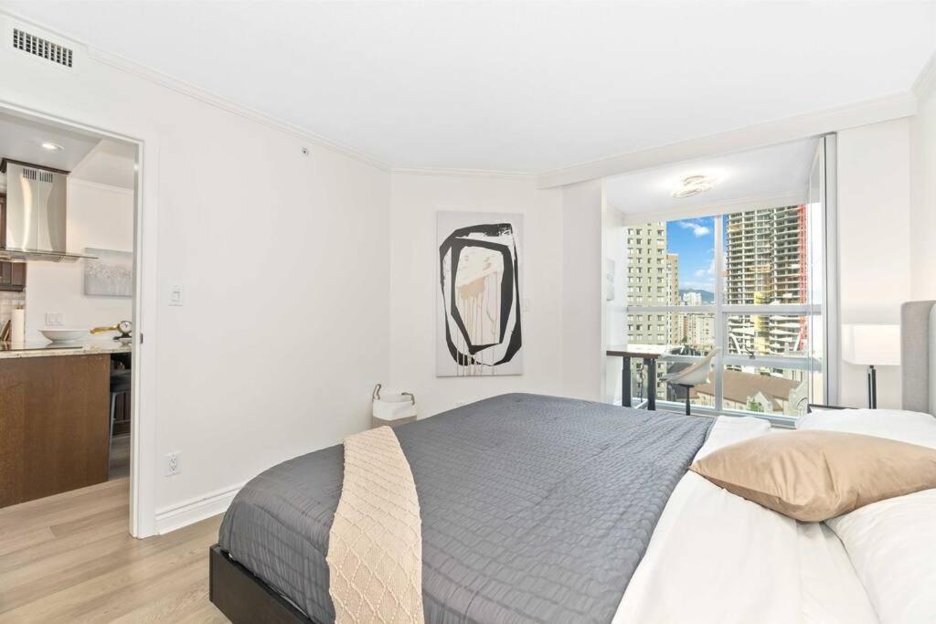 2Br Condo With Breathtaking View In Downtown! Free Parking - 6 Sleep Vancouver Bagian luar foto