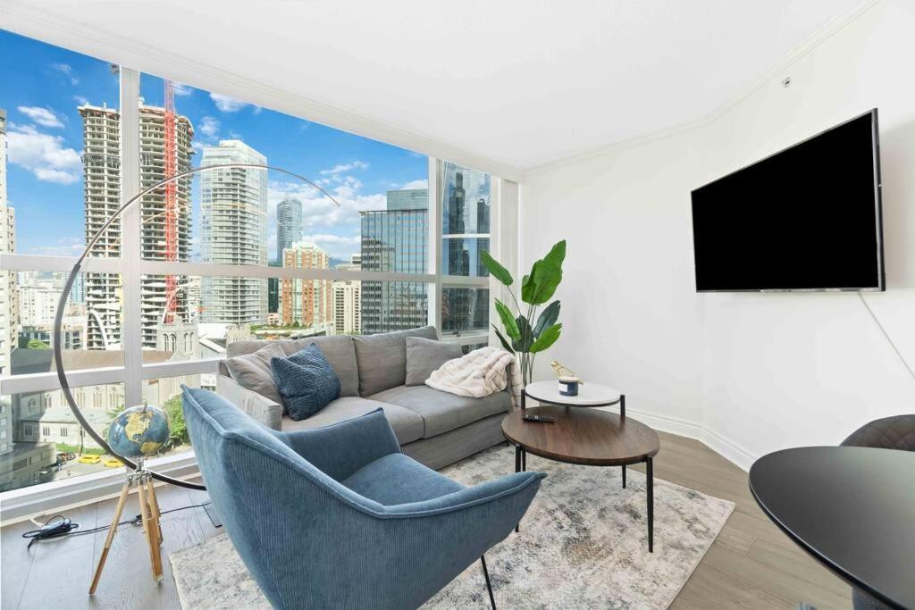 2Br Condo With Breathtaking View In Downtown! Free Parking - 6 Sleep Vancouver Bagian luar foto