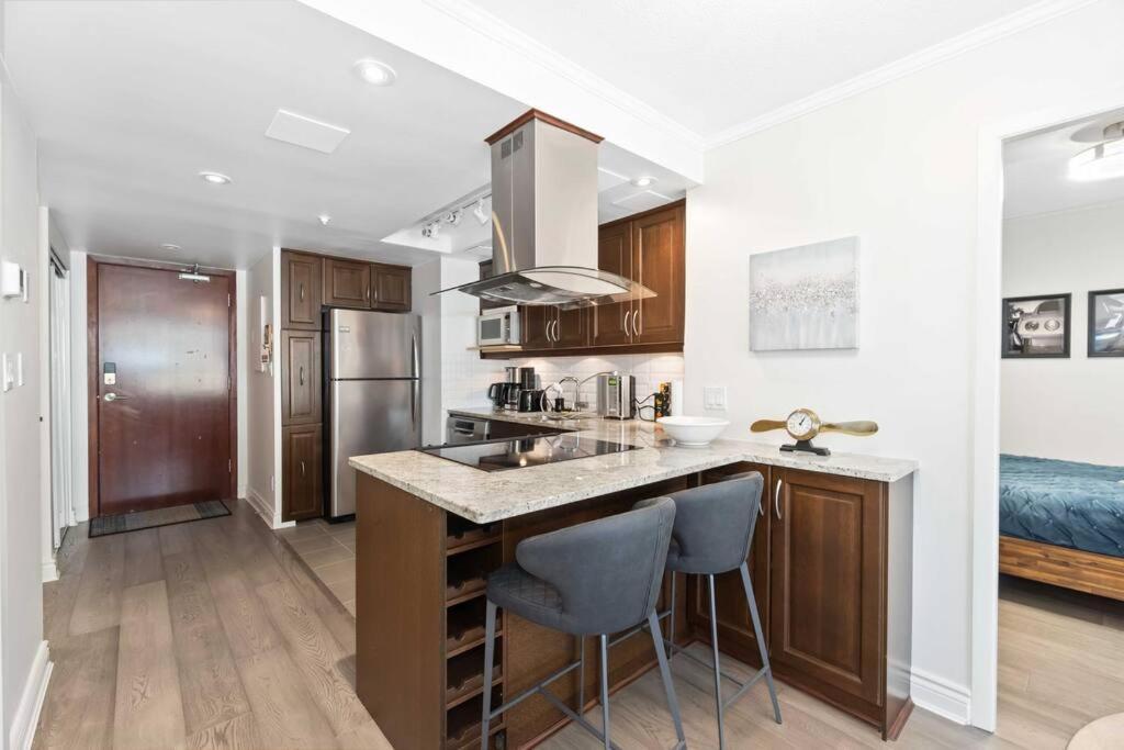 2Br Condo With Breathtaking View In Downtown! Free Parking - 6 Sleep Vancouver Bagian luar foto