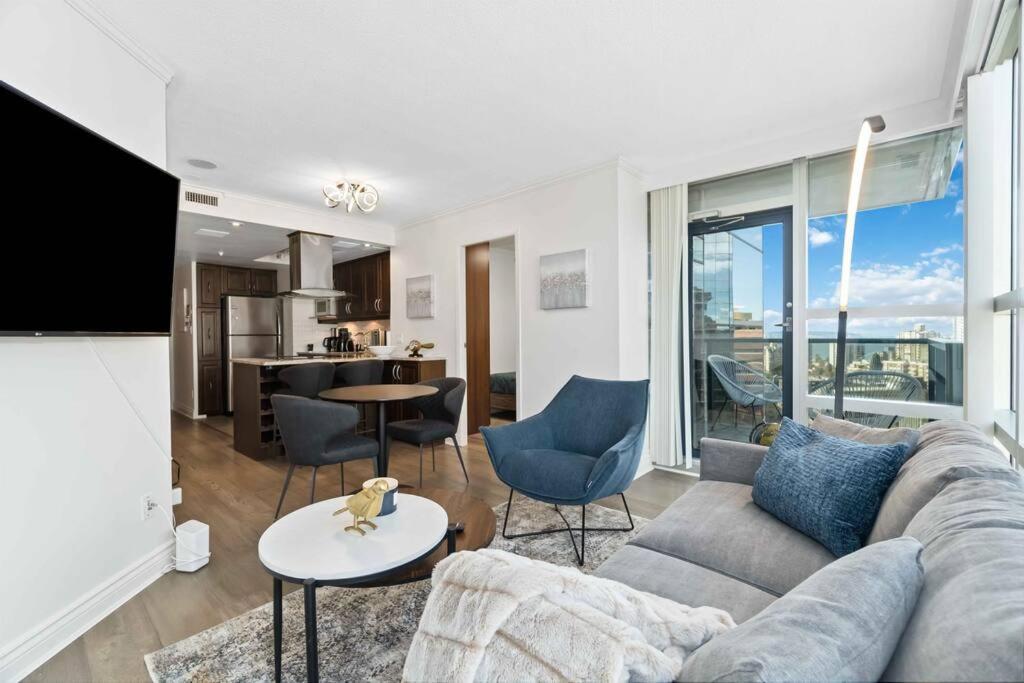 2Br Condo With Breathtaking View In Downtown! Free Parking - 6 Sleep Vancouver Bagian luar foto